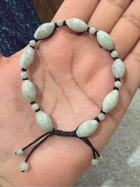 JADE jadeite jade bead cord bracelet adjustable